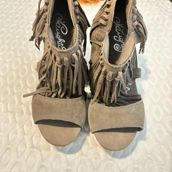 Women’s wedge - Picture 3 of 3